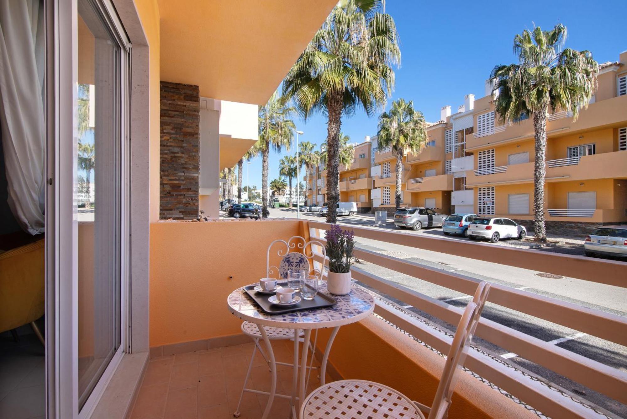 Apartamento Royal Cabanas Golf Conceição Екстериор снимка